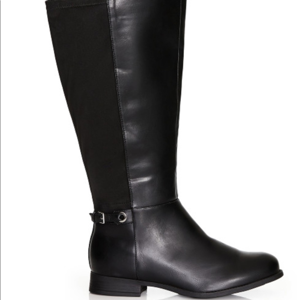 Comfortable tall boot for wide calf